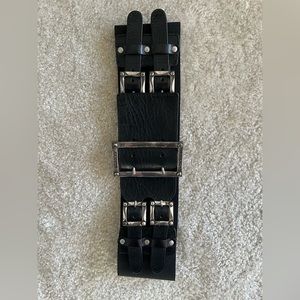 Badgley Mischka belt sz xsm all